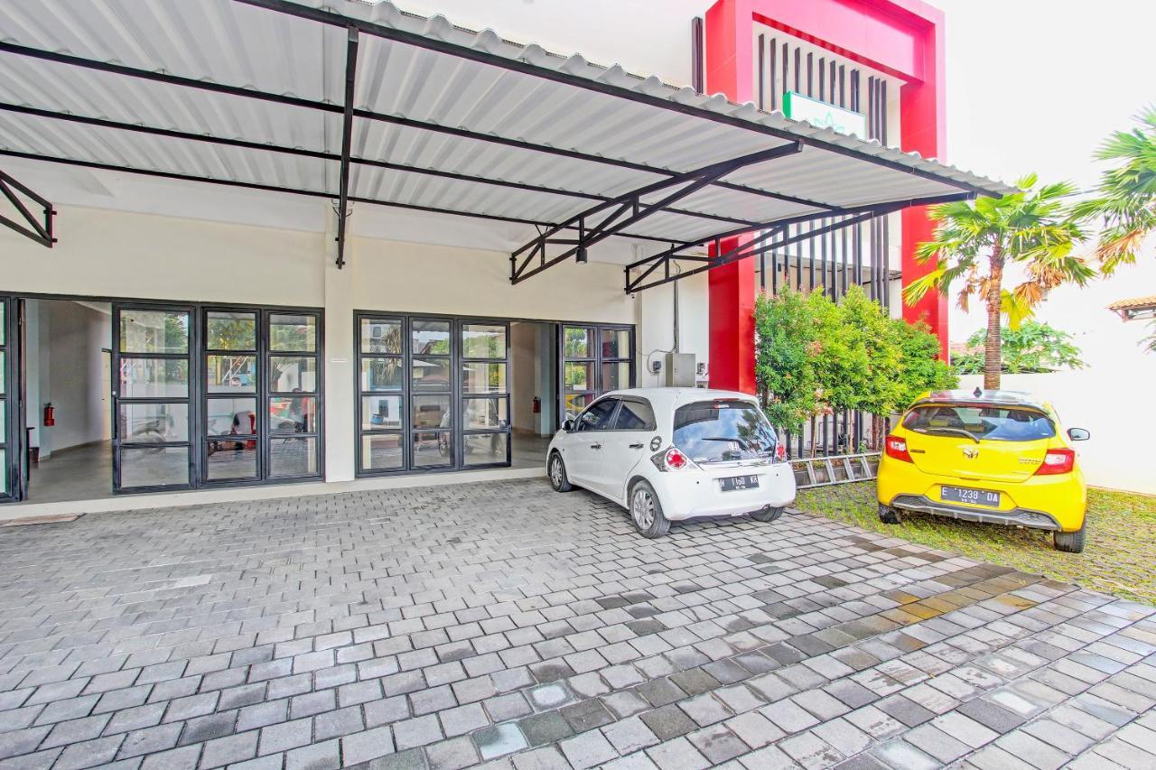 Capital O 91377 Mk Prime Syariah Hotel Semarang Bagian luar foto