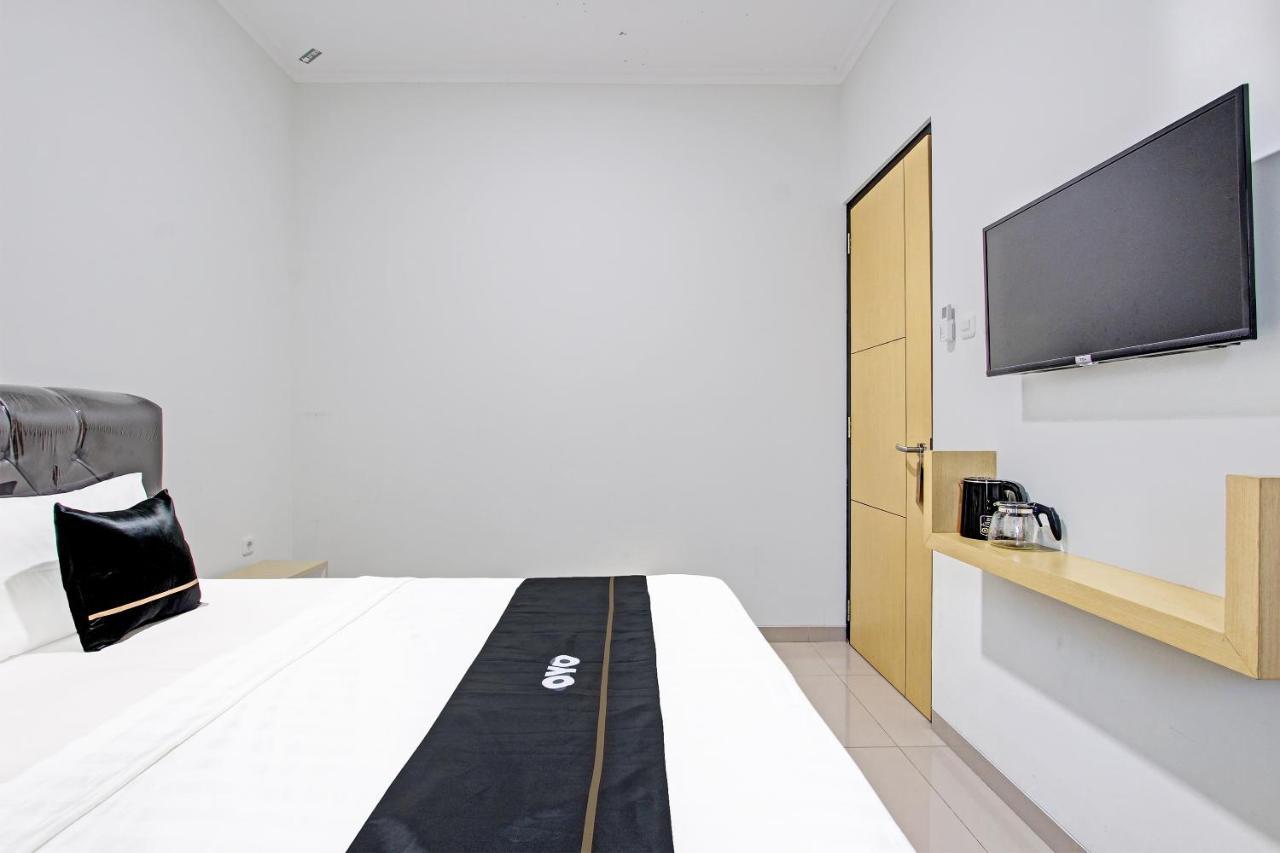 Capital O 91377 Mk Prime Syariah Hotel Semarang Bagian luar foto