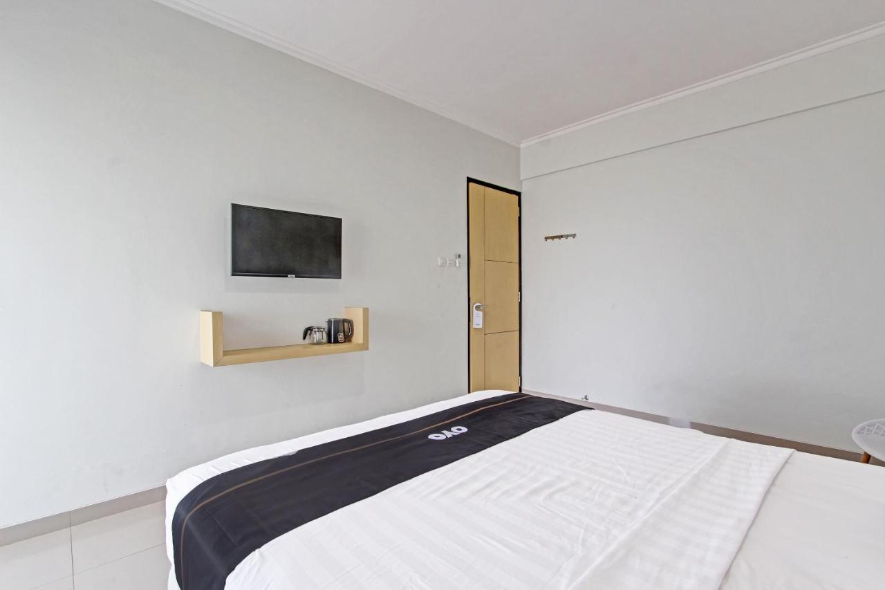 Capital O 91377 Mk Prime Syariah Hotel Semarang Bagian luar foto